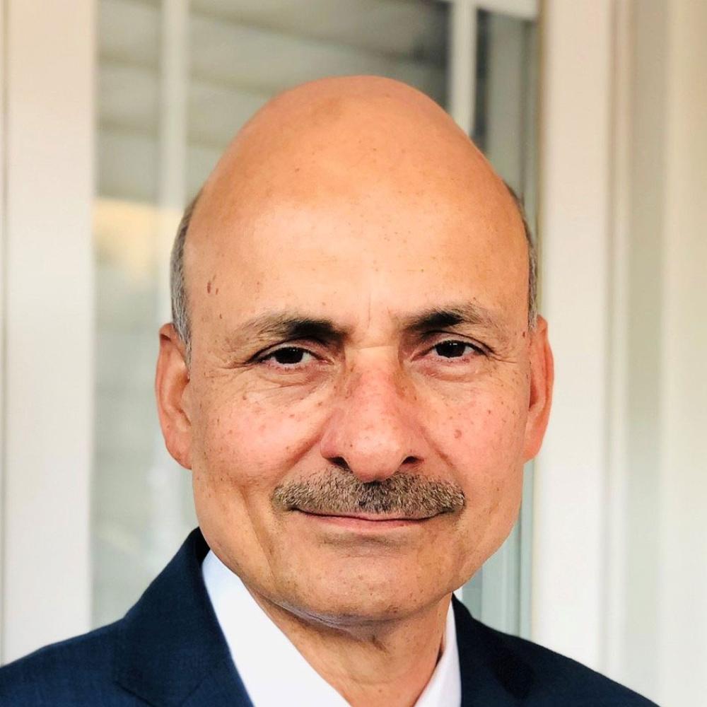 Dr. Manzoor Qadir